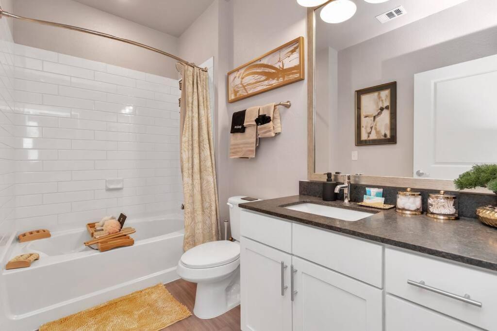 The Golden Treasure Near Kemah Boardwalk! Apartment Luaran gambar
