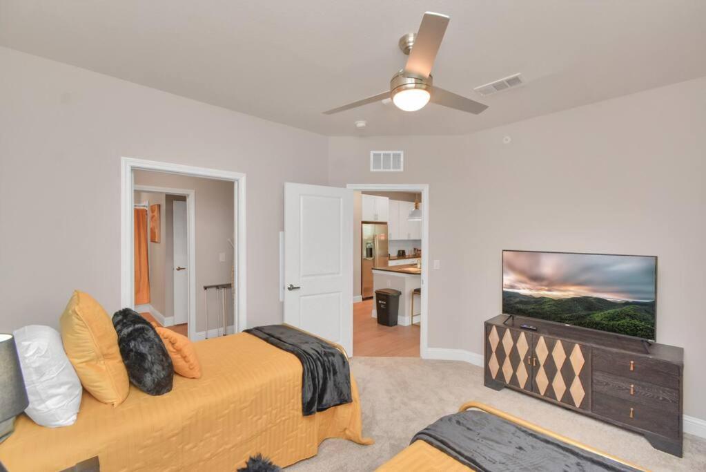 The Golden Treasure Near Kemah Boardwalk! Apartment Luaran gambar
